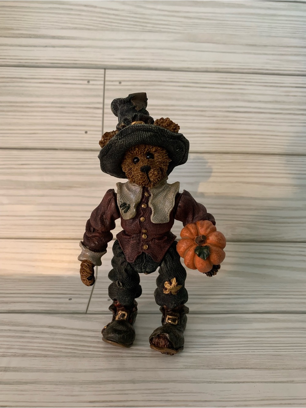 NIB Miles “Gobble” Grizberg Shoe Box Bear Boyd’s Bear